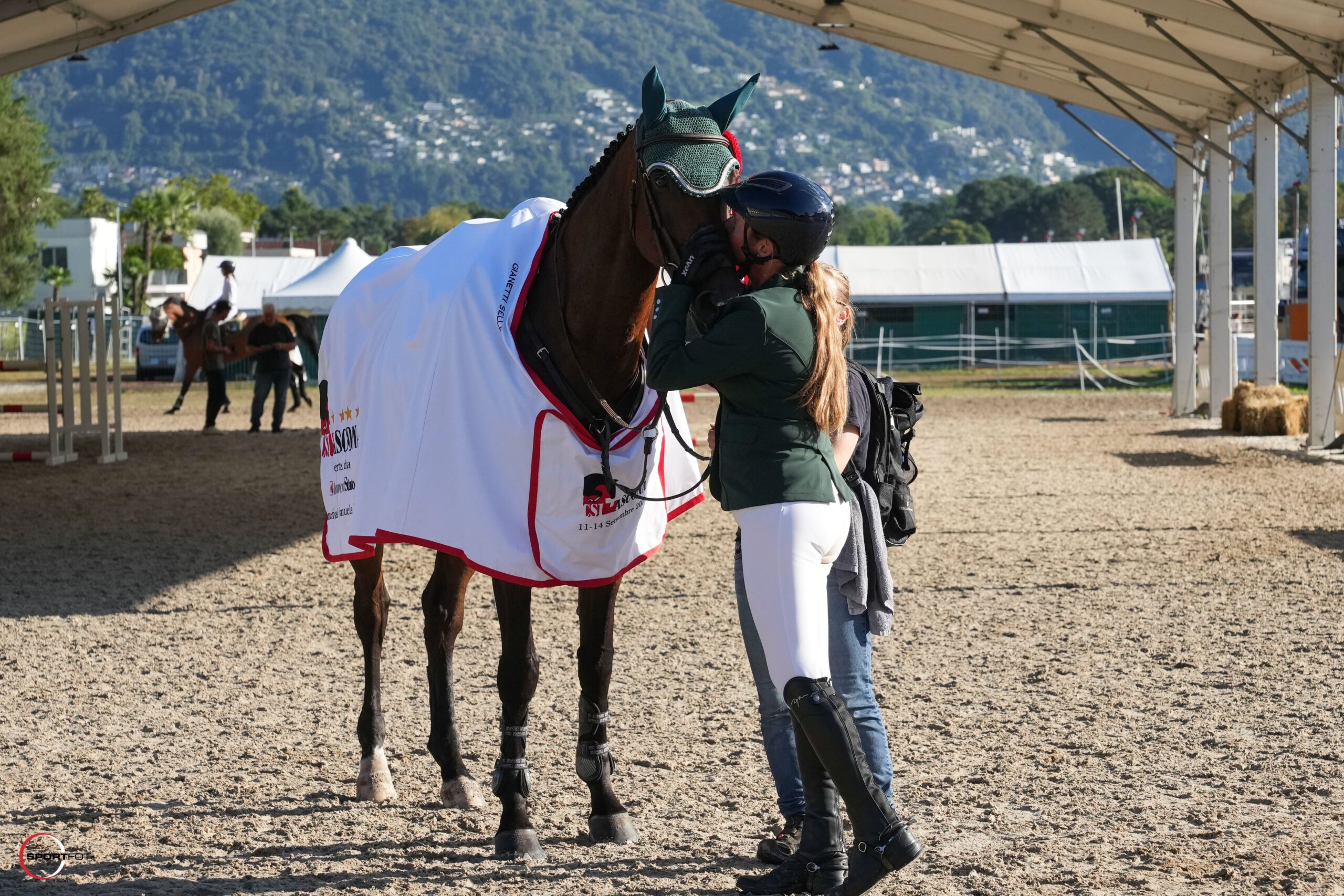 candids; sunday csi4 1m55 gp; 11, Licolle, Barbara Schnieper; Sportfot