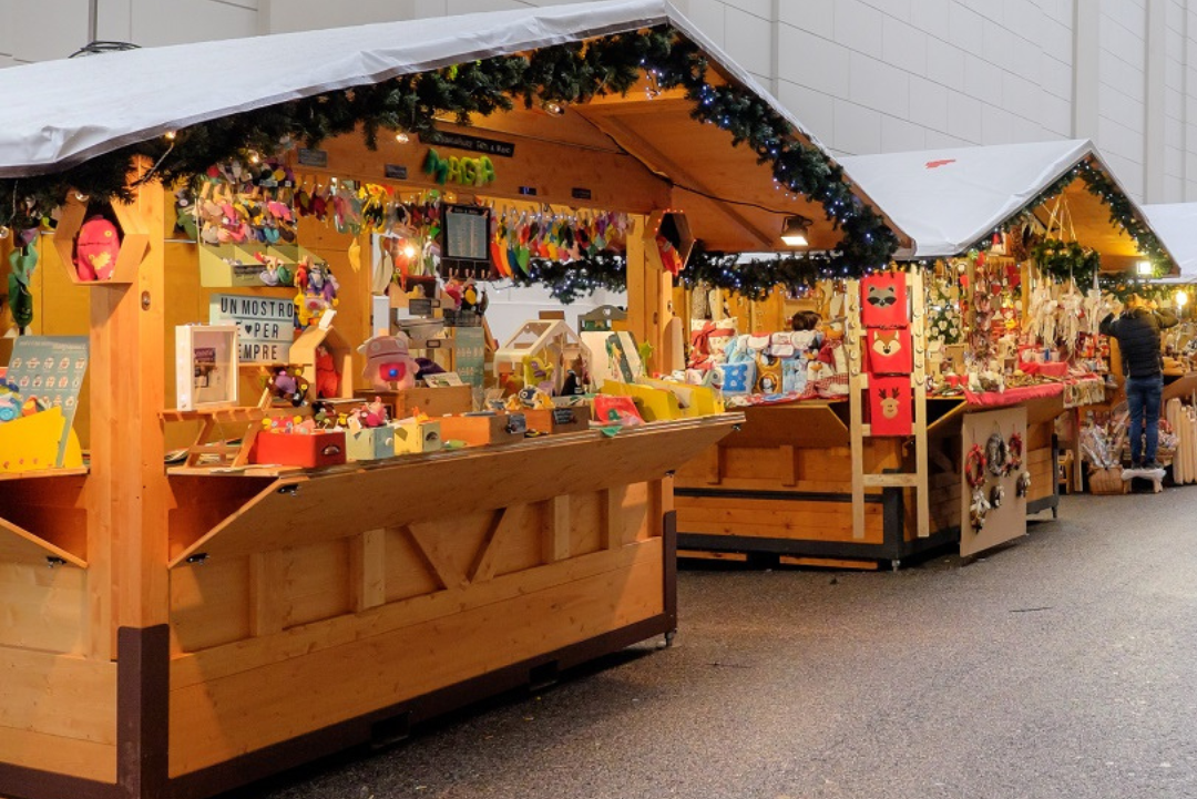 Local market with wooden houses