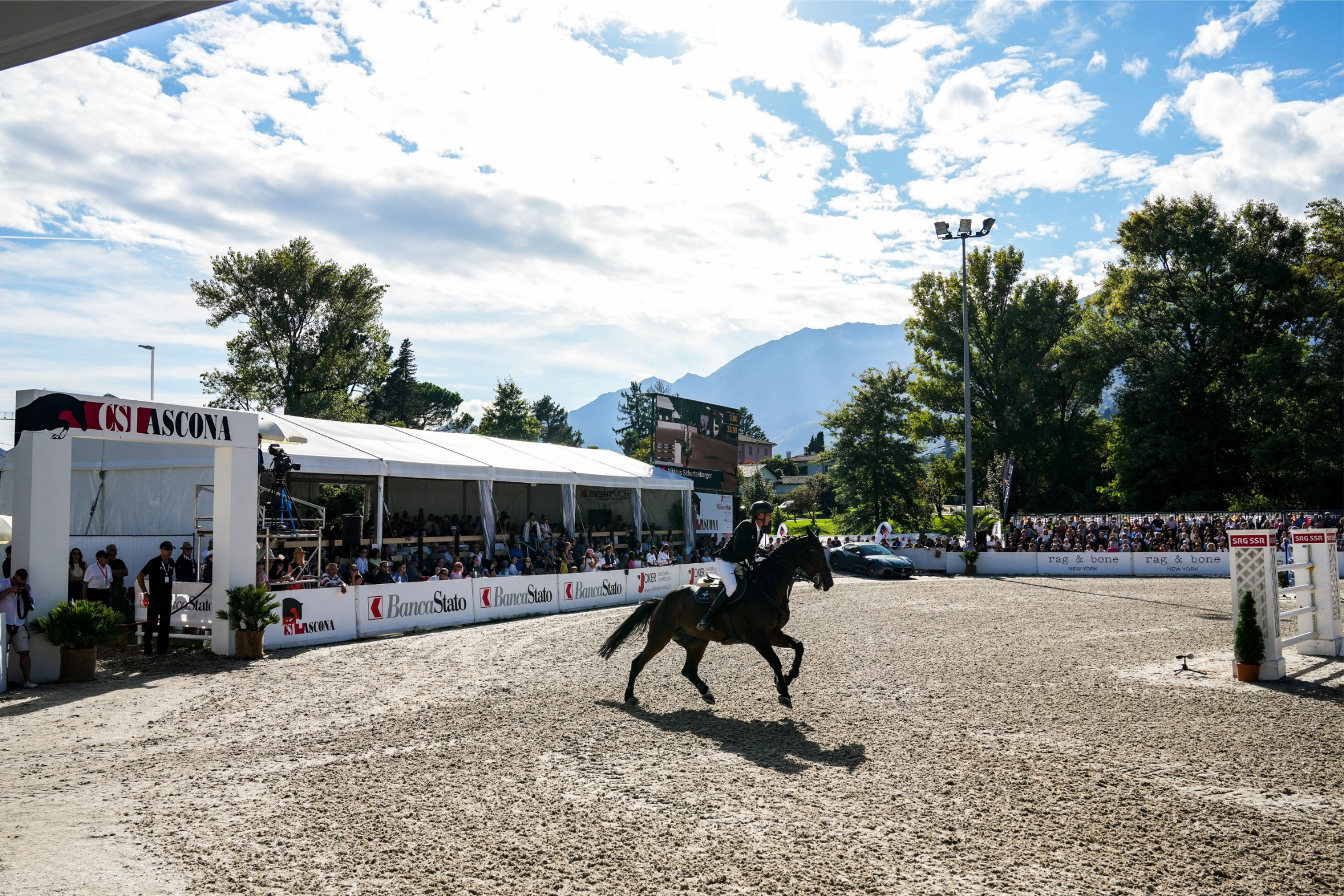 The public restaurant beside the CSI Ascona competition arena